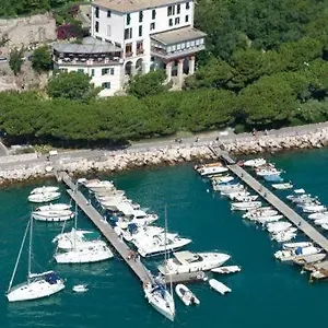 Hotell Paradiso Portov Enere